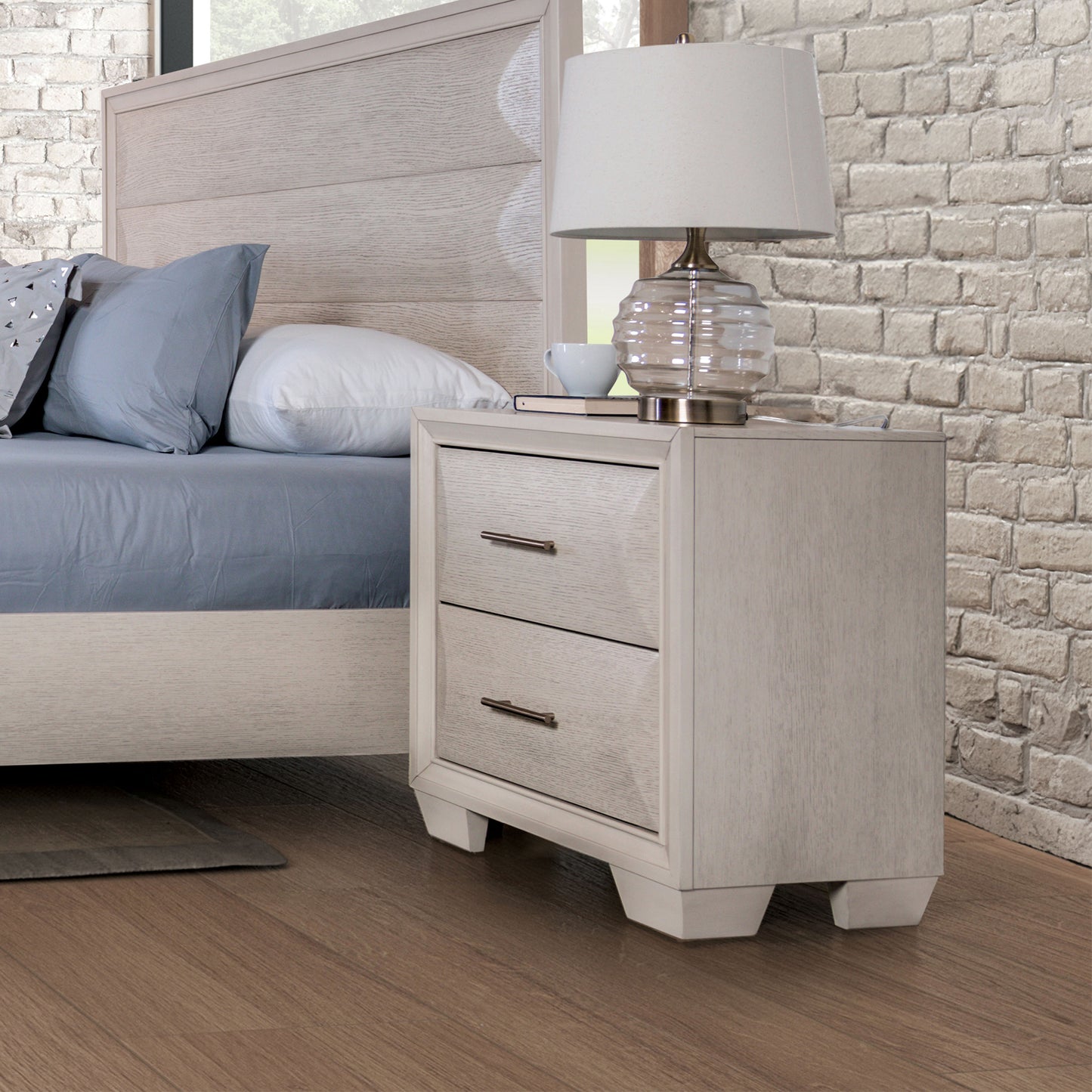 27" Traditional White Oak Nightstand with Gold Pulls and Felt-Lined Drawer