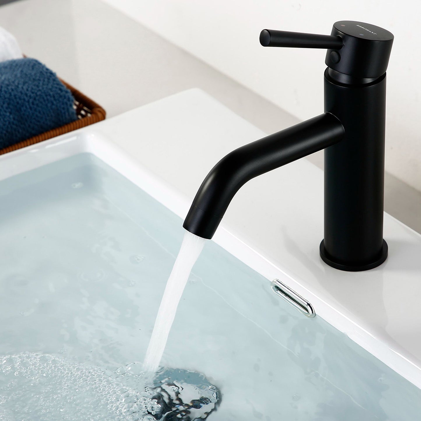 IHOMEADORE Matte Black Single-Handle Single Hole Bathroom Faucet, Modern