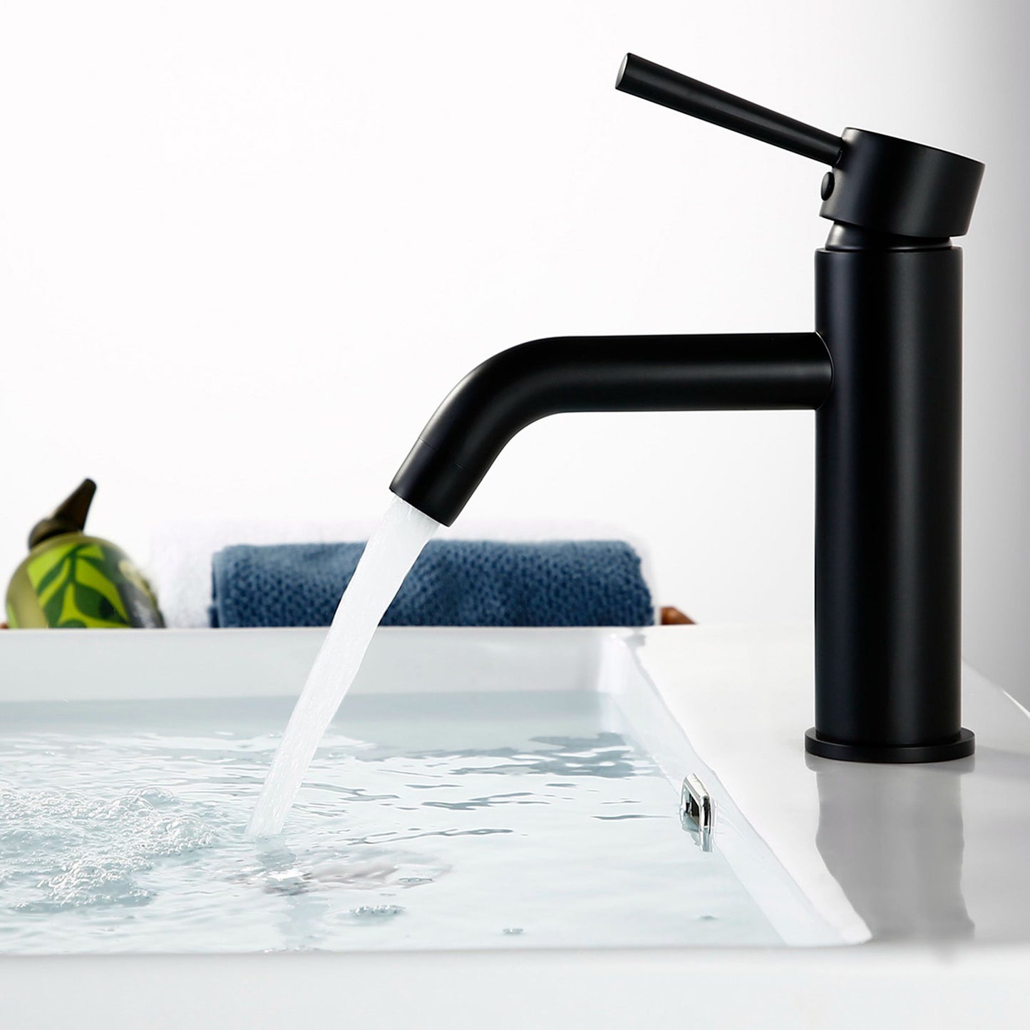 IHOMEADORE Matte Black Single-Handle Single Hole Bathroom Faucet, Modern